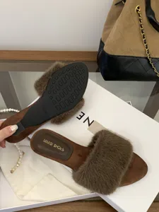 Zapatillas con cuña y pelo para mujer, calzado de exterior elegante de felpa suave.