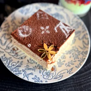 Topper per torta in acrilico dorato, perfetto per cupcake e tavolo da dessert.