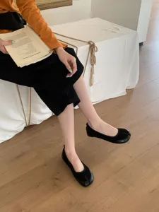 Scarpe Mary Jane da donna con tacco basso e punta divisa stile vintage francese scarpe basse casual.