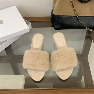 Zapatillas elegantes de tacón de cuña con pelo para mujer, zapatos de exterior de otoño.