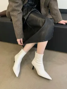 Detalles de botines blancos de tacón de aguja puntiagudos, botas cortas elegantes mujer.