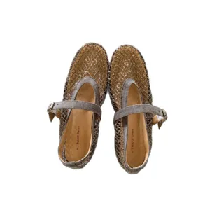 Grey mesh flat ballet shoes for women, comfortable round toe Mary Jane shoes with strap for daily.