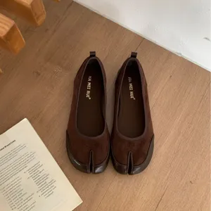 Scarpe basse mary jane marroni retrò con punta spaccata comode eleganti donna