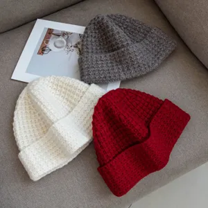 Korean style grid elastic knit beanie set, cozy wool winter hats in grey, beige and red.