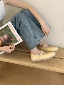 Chaussures Mary Jane plates jaunes avec bride et nœud, chaussures décontractées pour femmes.