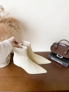 Bottines élégantes beiges à bout pointu pour femmes, bottes courtes élégantes d'automne.