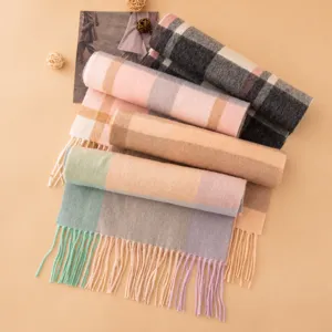 Sciarpa in Lana a Quadri Calda Invernale Unisex Versatile con Frange