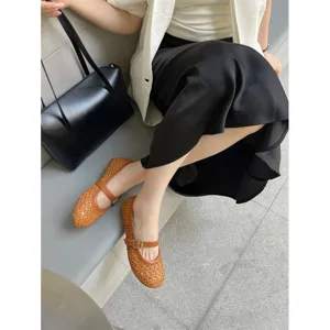2026 Nuove scarpe donna autunno traspiranti traforate Mary Jane basse con fibbia