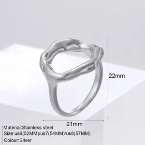 Minimalistische onregelmatige geometrische roestvrijstalen ring in zilver maten.