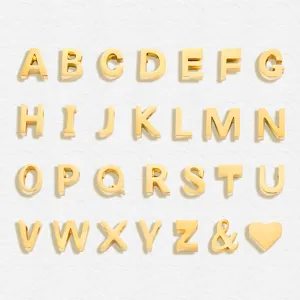 Pendentifs lettres alphabet en acier titane doré set DIY pour fabrication de bijoux.