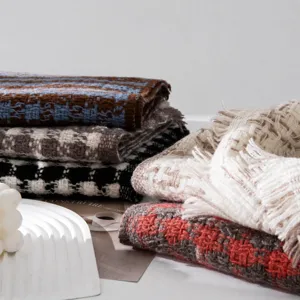 Winter Warm 100% Wool Plaid Scarf For Men And Women Fashion Casual Long Shawl Wrap Neckwear