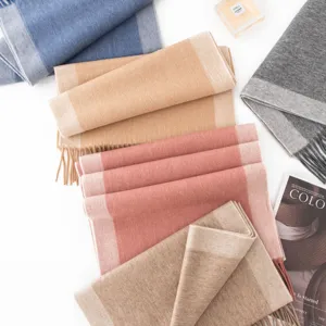 Bufanda de Lana de Bloque de Color de Doble Cara Gruesa Unisex Invierno Cálido Minimalista Borlas Largas Bufanda de Cuello de Moda