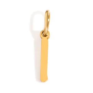 Ciondolo con lettera dorata dell'alfabeto per collana braccialetto fai da te creazione di gioielli.