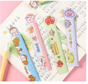 Niedliches 15cm Zeichentrick-Lineal Set aus weichem Plastik, magnetische Schul-Lineale.