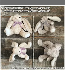 Adorable lapin en peluche aux longues oreilles avec nœud papillon poupée détails.