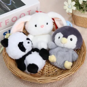 Portachiavi in peluche di animali carini con panda, coniglio e pinguino, giocattoli morbidi.