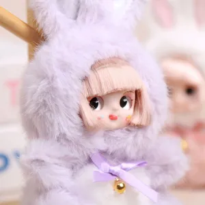 Simpatico ciondolo bambola coniglietto peluche viso vinile portachiavi coniglio soffice dettaglio