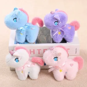 Bonito juego de llavero de unicornio de peluche, colgante de bolso de poni de dibujos animados.