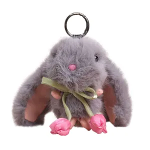 Simpatico portachiavi con coniglietto di peluche soffice con tulipano, ciondolo borsa morbido.