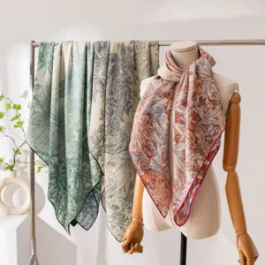 Foulard carré à imprimé floral style vintage français élégant foulard châle pour femme