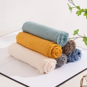 Set di sciarpe lunghe e leggere in vari colori, morbido scialle per la protezione estiva.