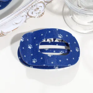 Blauer Stern und Pfotenabdruck hohler Haarklammer Clip Detailansicht Accessor