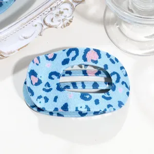 Blau-rosa Leopardenmuster Haarklammer süße hohle Haifischklammer für Damen Haarstyling Zubehör.