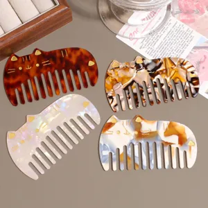 Cute cat shape acetate hair comb set, tortoiseshell pattern portable detangling comb for daily use.