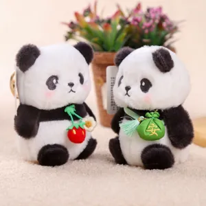 Schattige panda pluche sleutelhanger, zachte knuffel pop speelgoed met aardbei en tasje.
