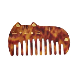 Tortoiseshell acetate cat hair comb, cute animal design portable detangling hairbrush.