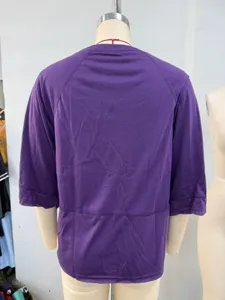 Casual purple spliced round neck 3/4 sleeve women t-shirt for spring and summer fashion.