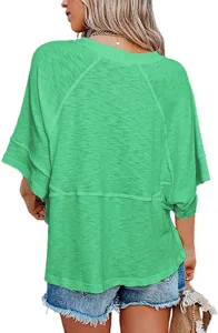 Fashion women's solid color crew neck casual loose 3/4 bell sleeve t-shirt top.