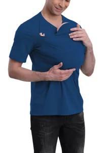 Men's kangaroo baby carrier V-neck short sleeve T-shirt, comfortable and practical dad shirt.