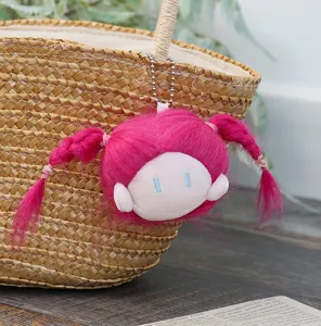 Süßer flauschiger Baumwollpuppen-Kopf-Schlüsselanhänger mit langen rosa Zöpfen für Taschen.