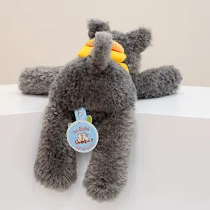 Süßes Schnauzer Welpe Plüschtier mit gelbem Rucksack, weiche Stofftier Puppe als Geschenk.
