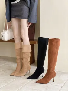 Chique laarzen met puntige neus en stilettohak voor dames, elegante mode herfststijl.