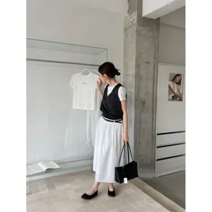 2026 new flat split-toe shoes women stylish comfortable daily wear versatile footwear style