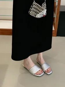 Sandalias planas tejidas metálicas para mujer punta cuadrada francesa zapatos de verano