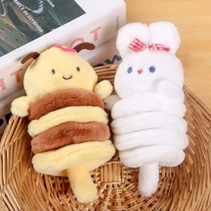 Mignon pendentif animal en peluche, douce poupée lapin et abeille, accessoire de sac à dos mignon.