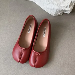 Red split toe flat shoes women soft leather tabi shoes casual footwear for daily wear style