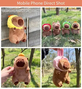 Süßes Kapibara Plüschtier mit Frosch Erdbeere und Hase Mütze weiche Kuscheltier Puppe Geschenk