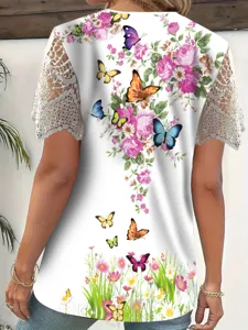 T-shirt femme manches courtes en dentelle avec detail imprime papillon floral elegant.