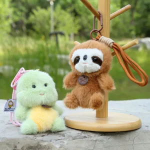 Simpatico portachiavi in peluche bradipo e dinosauro con cinturino da polso per borse e regali.
