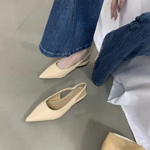 Chaussures plates compensées à bout pointu pour femmes style chic décontracté mode