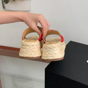 Damen Espadrilles Keilandalen Stroh Plateau rote offene Zeh Sommerschuhe stylisch chic