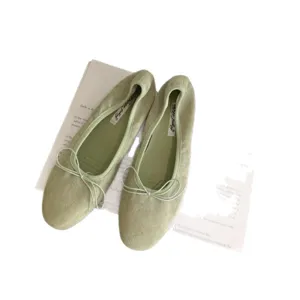 Bailarinas planas de terciopelo verde para mujer con lazo elegante, zapatos casuales cómodos.