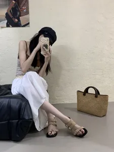 Retro minimalista casual donna sandali estate nuovo nicchia pendolarismo fibbia scarpe romane