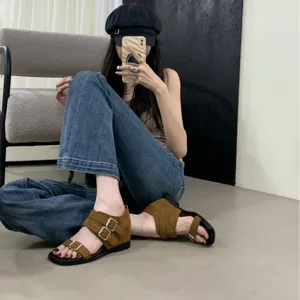 Retro minimalista casual donne sandali estate nuova nicchia fibbia romana con zeppa