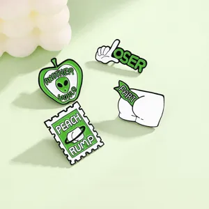 Broche de Aleación Esmaltado Creativo Alienígena Manzana Peach Rump Loser Sello Insignia para Mochila Ropa Joyería Unisex