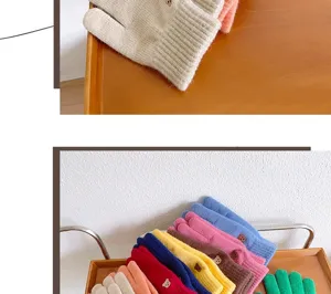 Guantes de invierno de punto de oso bonitos cálidos táctiles color sólido suaves